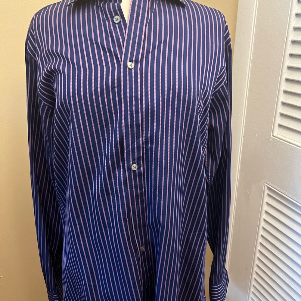 Thomas Pink Navy and Pink Striped Button Down Shirt. Size 15.5